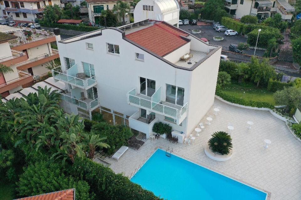 Path House - Etna & Sea View Aparthotel Riposto Exterior foto