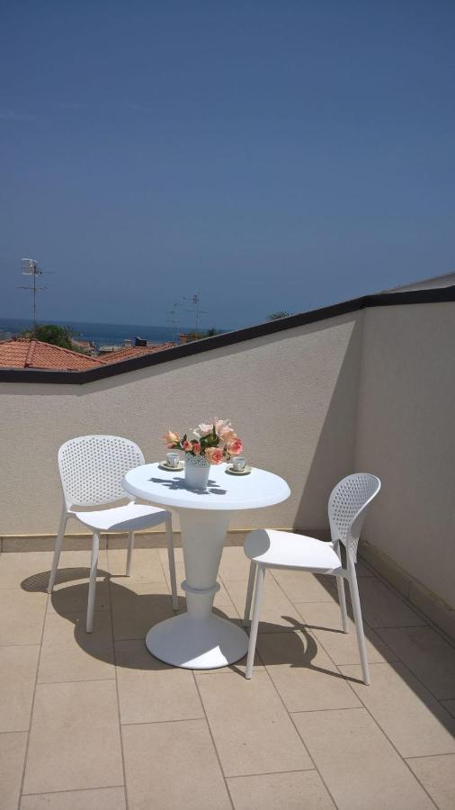 Path House - Etna & Sea View Aparthotel Riposto Exterior foto